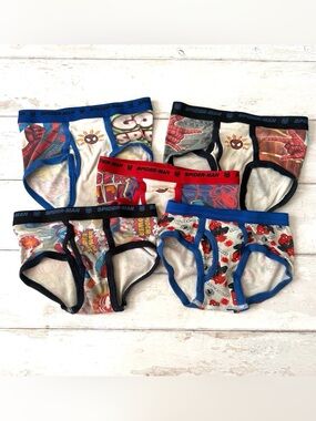 Boys 4T Kids Spiderman Marvel Brand Set of 5 Underwear Briefs Toddler Size 4